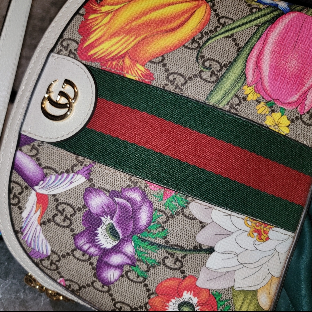 Authentic Gucci Ophidia Flora Shoulder Bag